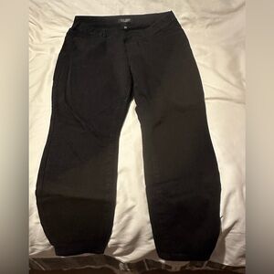 Judy blue Jeans. Black. 18 W. Pull on NWOT